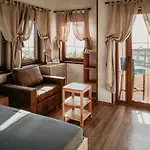 Jurta Villa *
