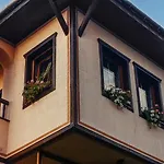 Jurta Villa Avren