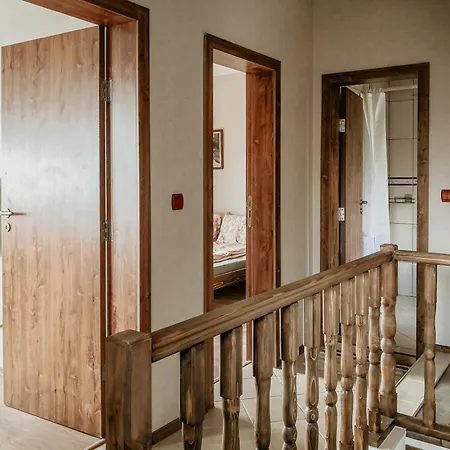 Villa Jurta *
