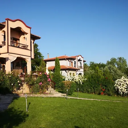 Jurta Villa Avren